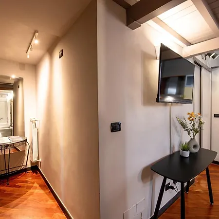 Urban Style Downtown Metro & Aquarium 300m Away * Genoa