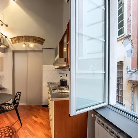 Urban Style Downtown Metro & Aquarium 300m Away * Genoa