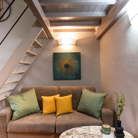 Urban Style Downtown Metro & Aquarium 300m Away Apartment